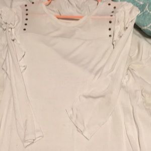 White half sleeve shirt